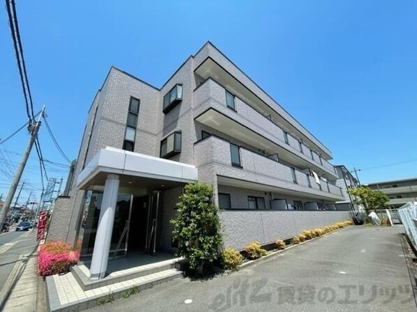 ソシアルミエールの物件外観写真